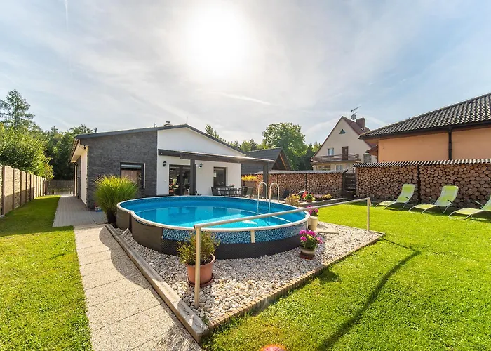 House Adonis بيت للعطل Bystřice